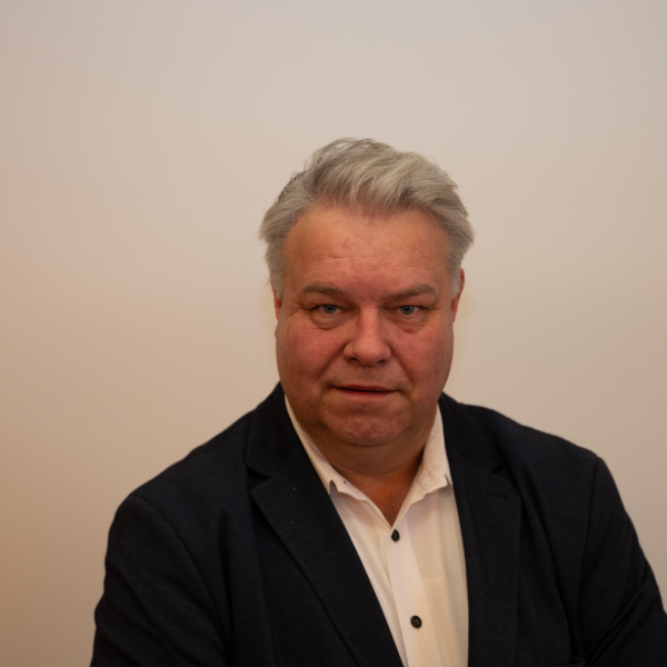 Dieter Bähr